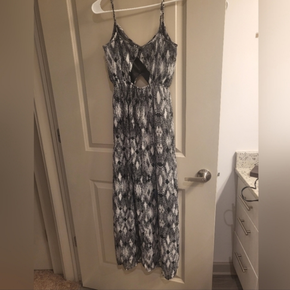 Snake print maxi dress keyhole cut out